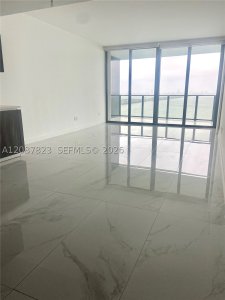 Aluguel de apartamento no One Paraiso 1505