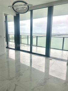 Aluguel de apartamento no One Paraiso 1505