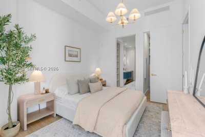 Alquiler de apartamento en Mr. C Residences Bayshore Tower 1008