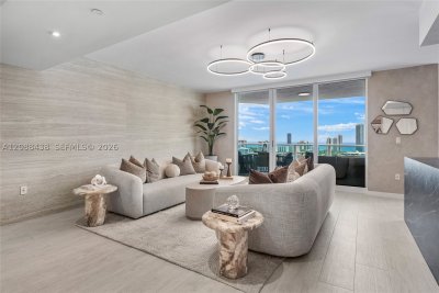 Comprar apartamento no Peninsula II 3009