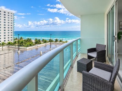 Tides Hollywood Beach Apt #5A