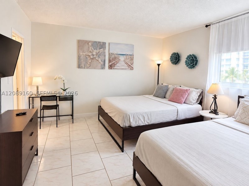 Condo for sale at Tides Hollywood Beach 5A