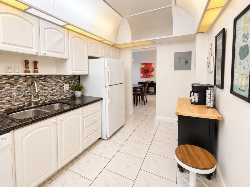 Condo for sale at Tides Hollywood Beach 5A