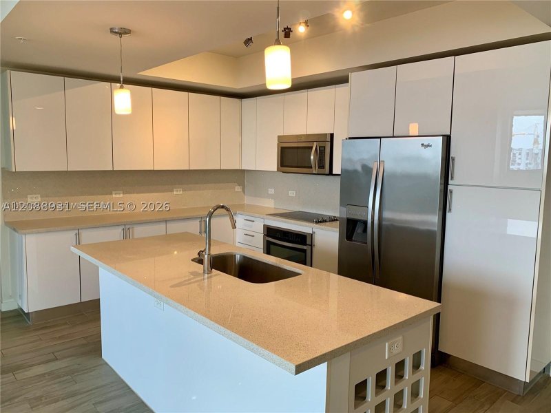 Comprar apartamento no Nine at Mary Brickell Village 3206