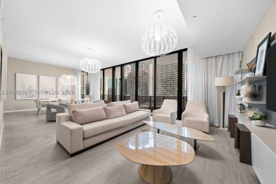 Comprar apartamento no Brickell Flatiron TH1812