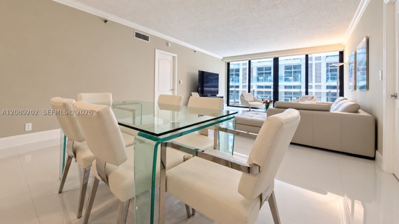 Apartment for rent at The Waves Condo 906