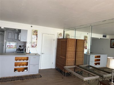 Aluguel de apartamento no The Venetia 420