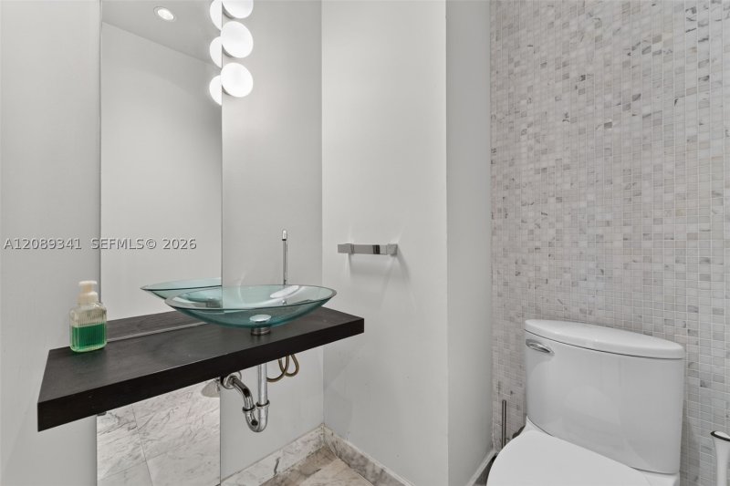 Property photo # 8