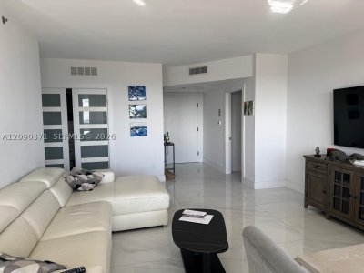 Aluguel de apartamento no 2000 Williams Island 2808