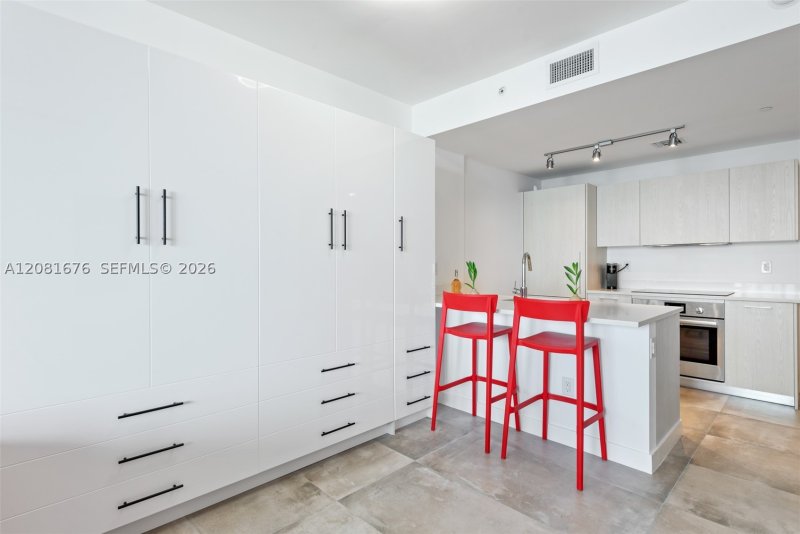 Comprar apartamento no Paraiso Bayviews 2504