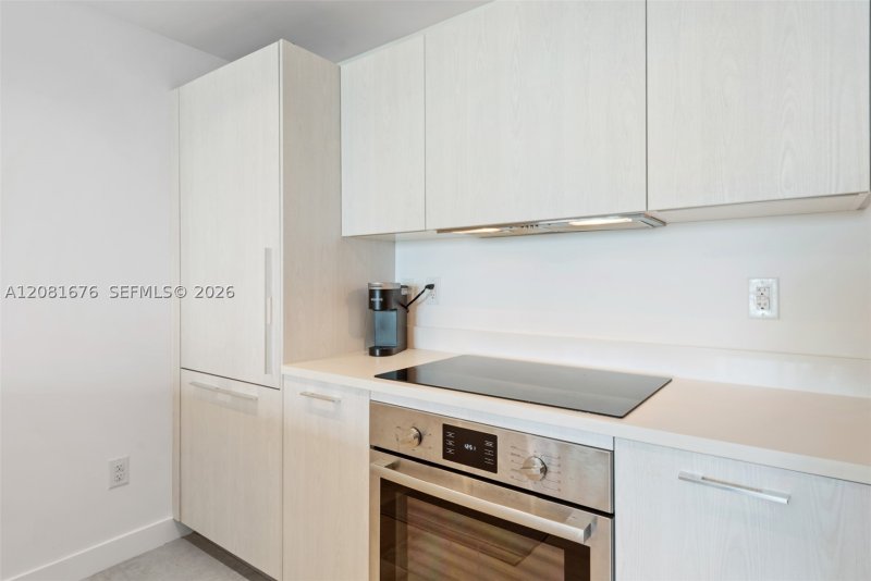 Comprar apartamento no Paraiso Bayviews 2504