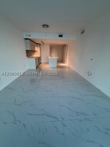 Comprar apartamento no Paraiso Bay Miami 4406