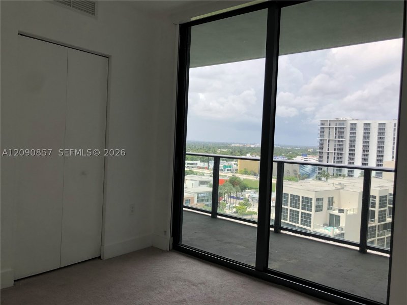Apartment for rent at Hyde Midtown 1515