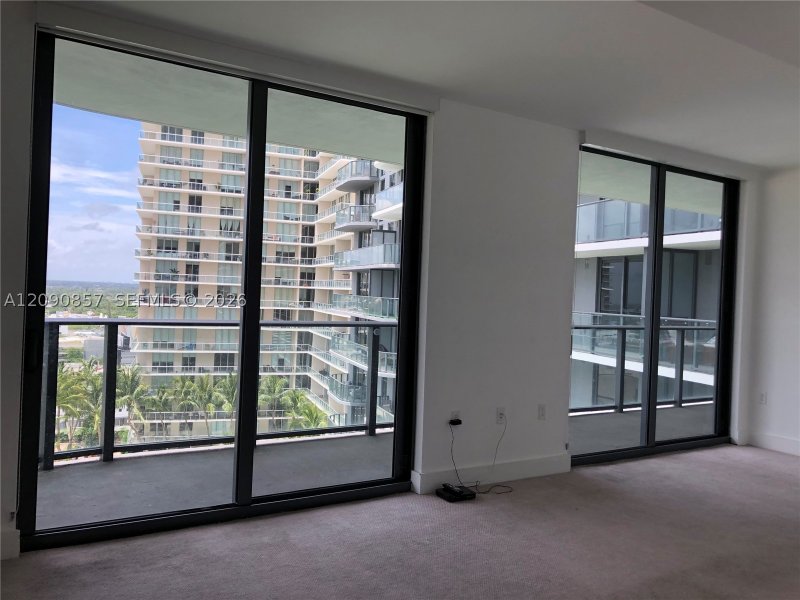 Apartment for rent at Hyde Midtown 1515