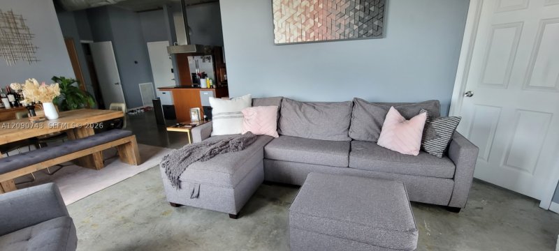 Property photo # 2