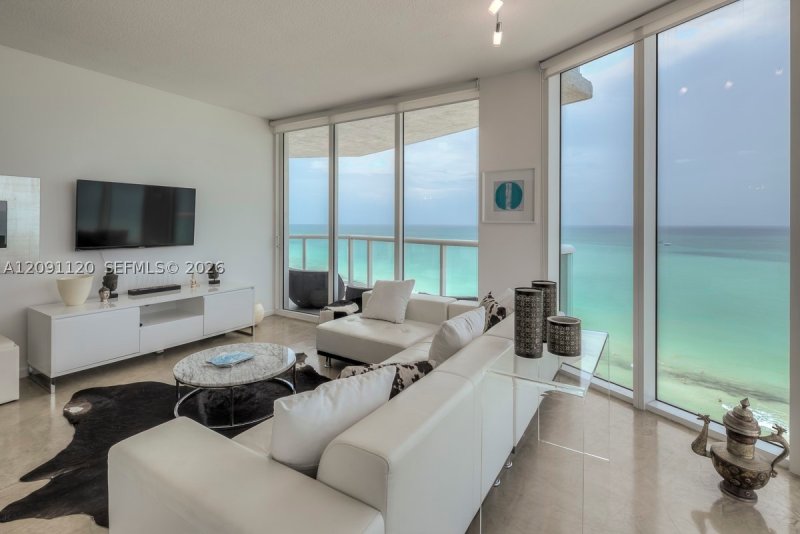 Apartment for rent at Bel Aire 1503