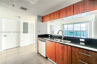 Aluguel de apartamento no 1800 Club 2103