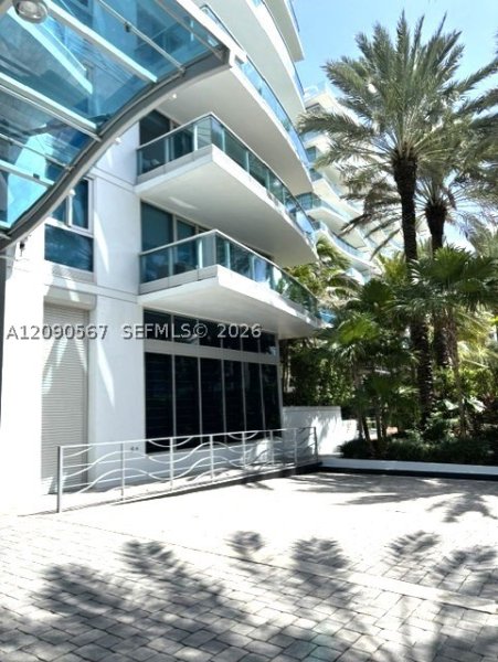 Condo for sale at Azure 303
