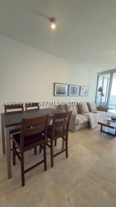 Alquiler de apartamento en Jade Ocean 1506