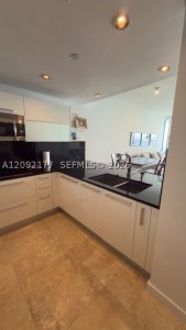 Alquiler de apartamento en Jade Ocean 1506