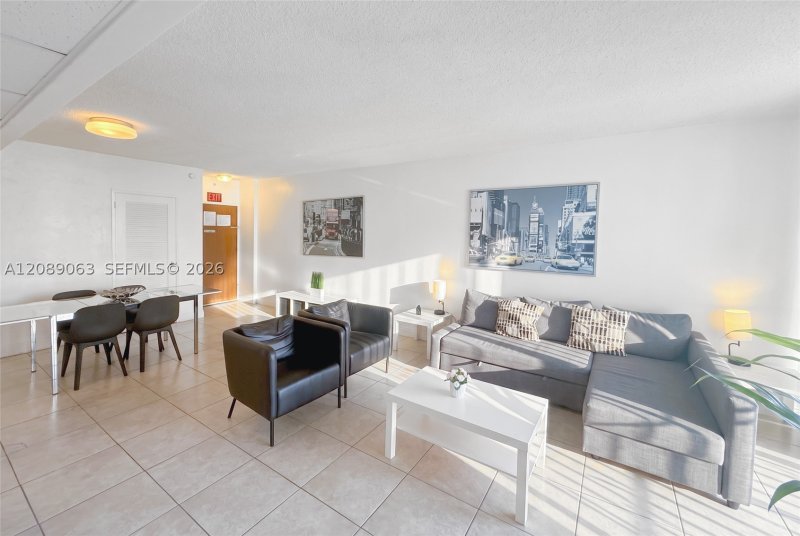 Condo for sale at Tides Hollywood Beach 6S