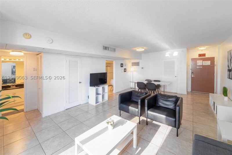 Condo for sale at Tides Hollywood Beach 6S