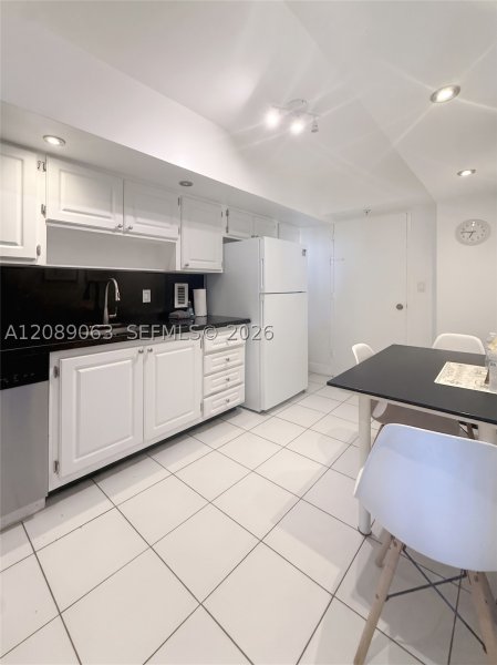 Condo for sale at Tides Hollywood Beach 6S