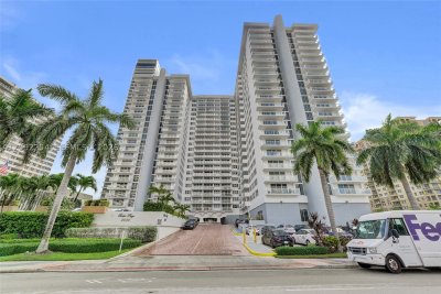 Parker Plaza Estates Apt #701