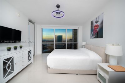 Comprar apartamento en Opera Tower 2615