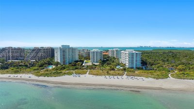 Aluguel de apartamento no Commodore Club East 812