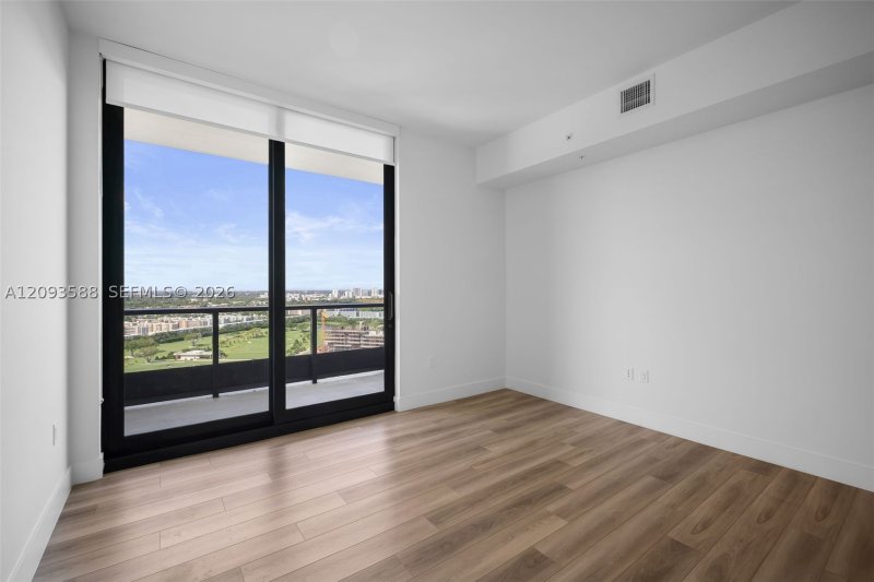 Apartment for rent at Mondrian Hallandale 1907