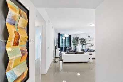 Comprar apartamento no Marina Palms Yacht Club 1207