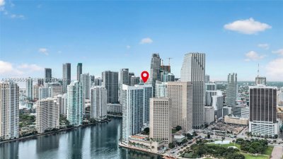 Comprar apartamento en One Miami East Tower 2320