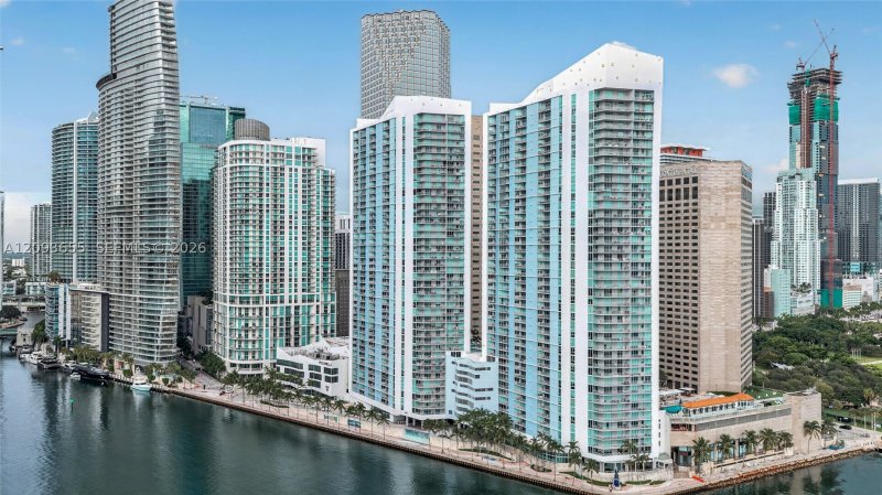 Comprar apartamento en One Miami East Tower 2320