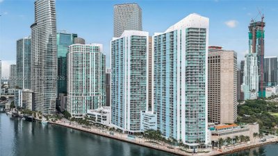 Comprar apartamento en One Miami East Tower 2320