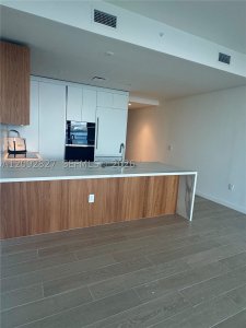 Comprar apartamento en Casa Bella 1403