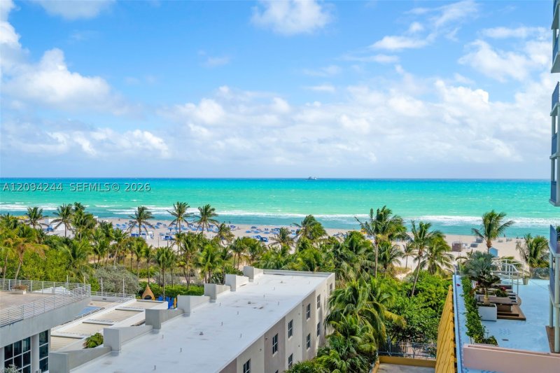 Condo for sale at 1500 Ocean Drive 707