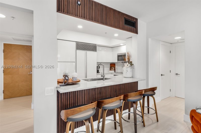 Condo for sale at 1500 Ocean Drive 707