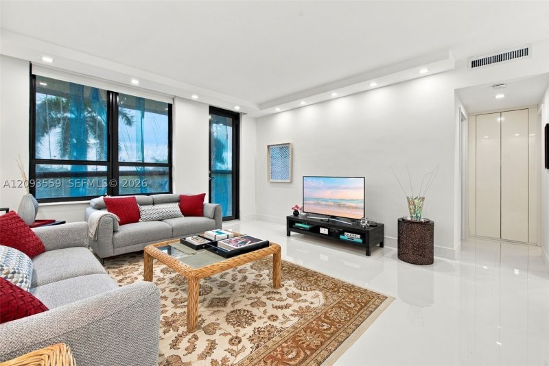 Comprar apartamento en The Plaza Bal Harbour 506