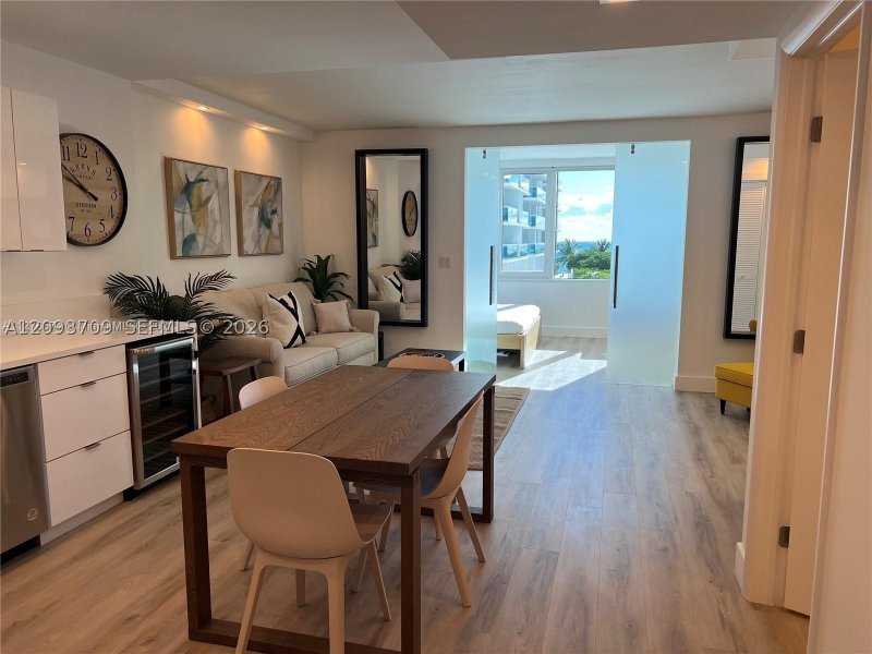 Apartment for rent at Roney Palace 342