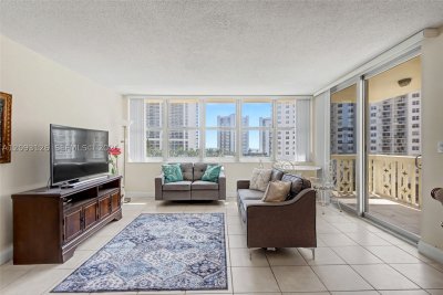 Comprar apartamento no Imperial Towers 609
