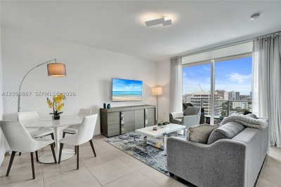 Comprar apartamento no Tiffany House 1212