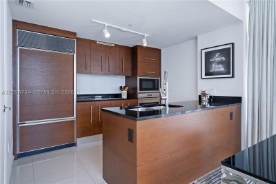 Comprar apartamento en Icon Brickell Viceroy 3904