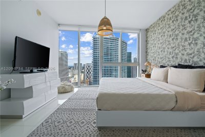 Comprar apartamento en Icon Brickell Viceroy 3904