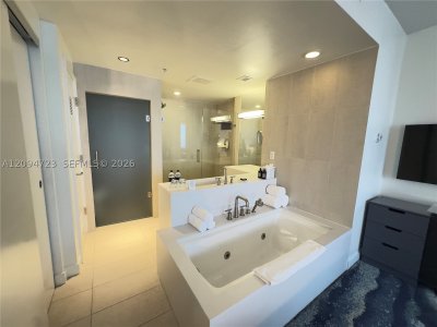 Comprar apartamento no W Residences Ft Lauderdale 2202