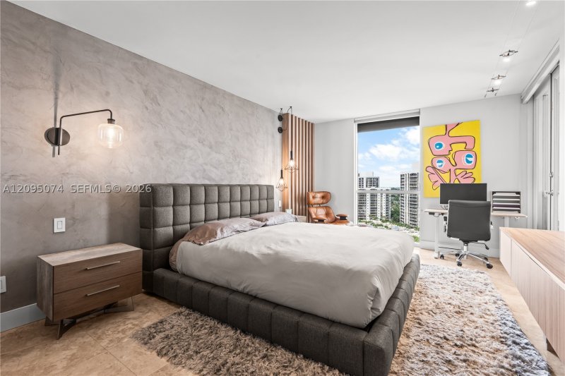 Comprar apartamento en South Tower at The Point 1703