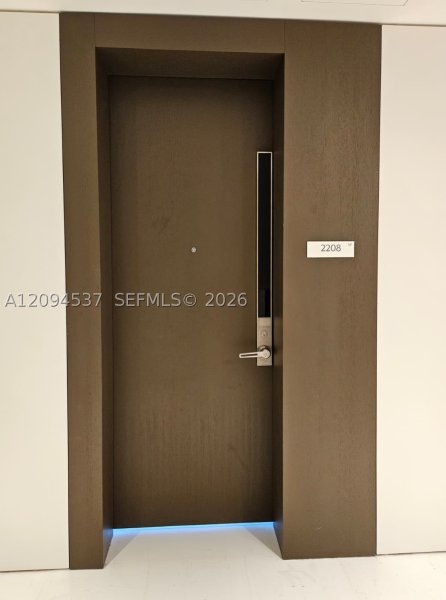 Alquiler de apartamento en Aston Martin Residences 2208W