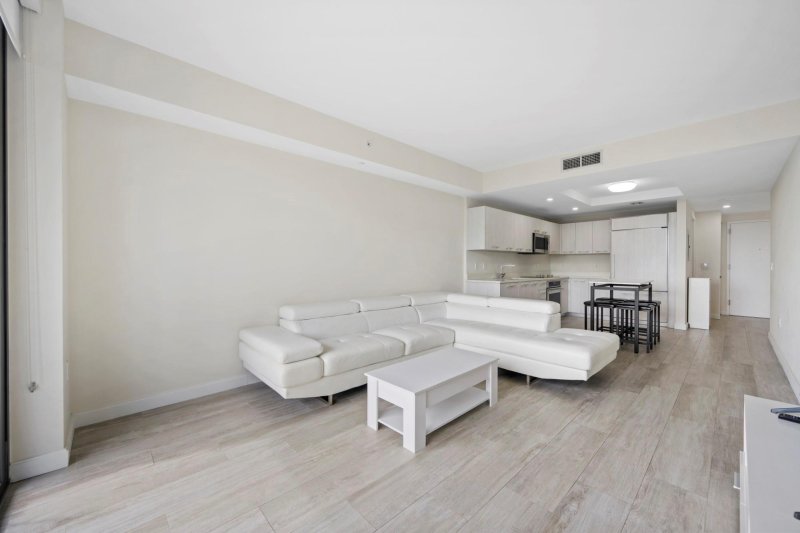 Alquiler de apartamento en Brickell Heights West 3705