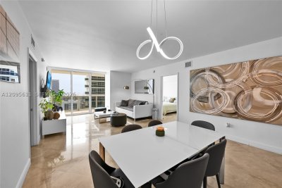Comprar apartamento no Beach Club Two 3104