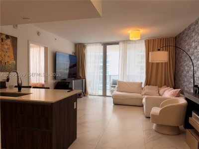 Comprar apartamento no Aria on The Bay 2205